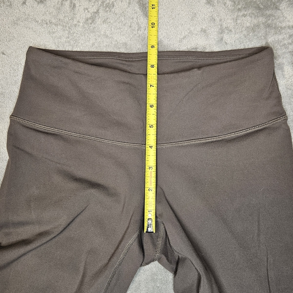 prAna Pillar Capri Legging in Cargo Green - Size XS - Picture 3 of 6